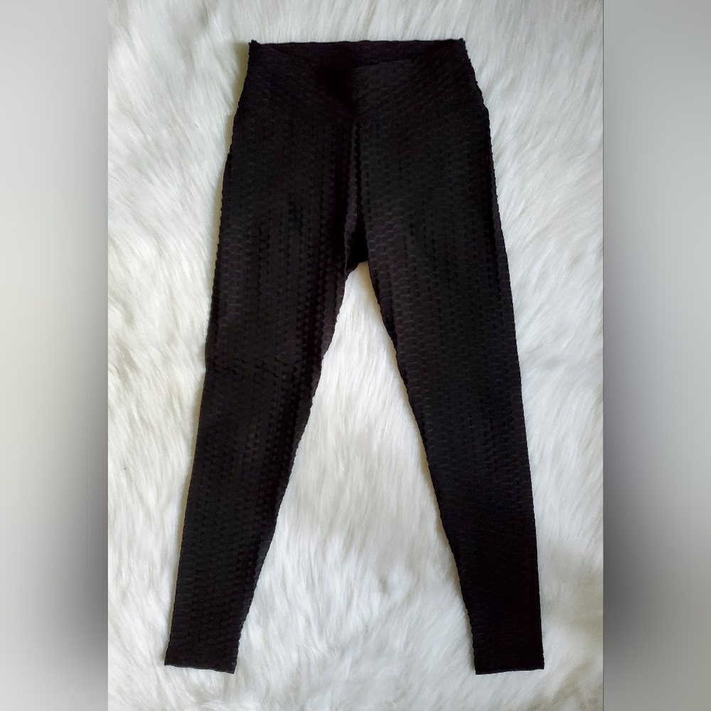 Textured booty scrunch leggings